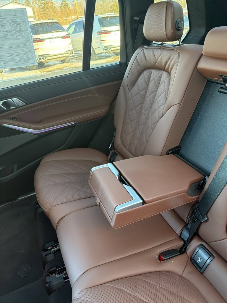 Certified 2026 BMW X7 xDrive40i image 40