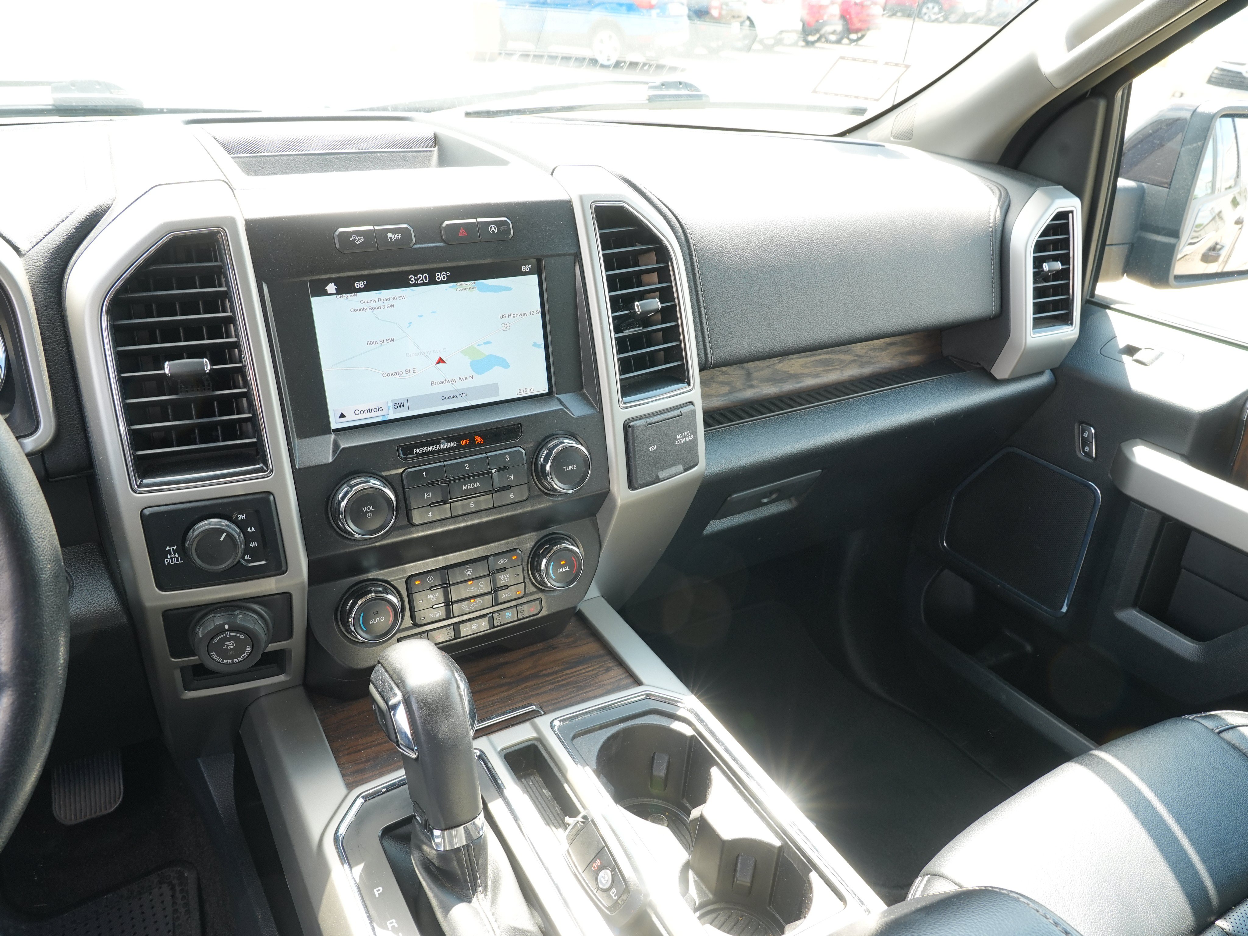 Used 2019 Ford F150 Lariat w/ Trailer Tow Package AWD/4WD image 22