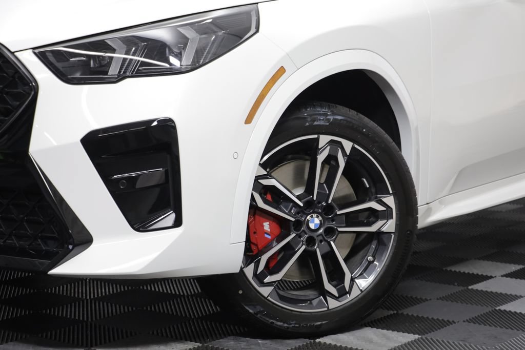 New 2026 BMW X2 xDrive28i w/ Technology Package AWD/4WD image 4