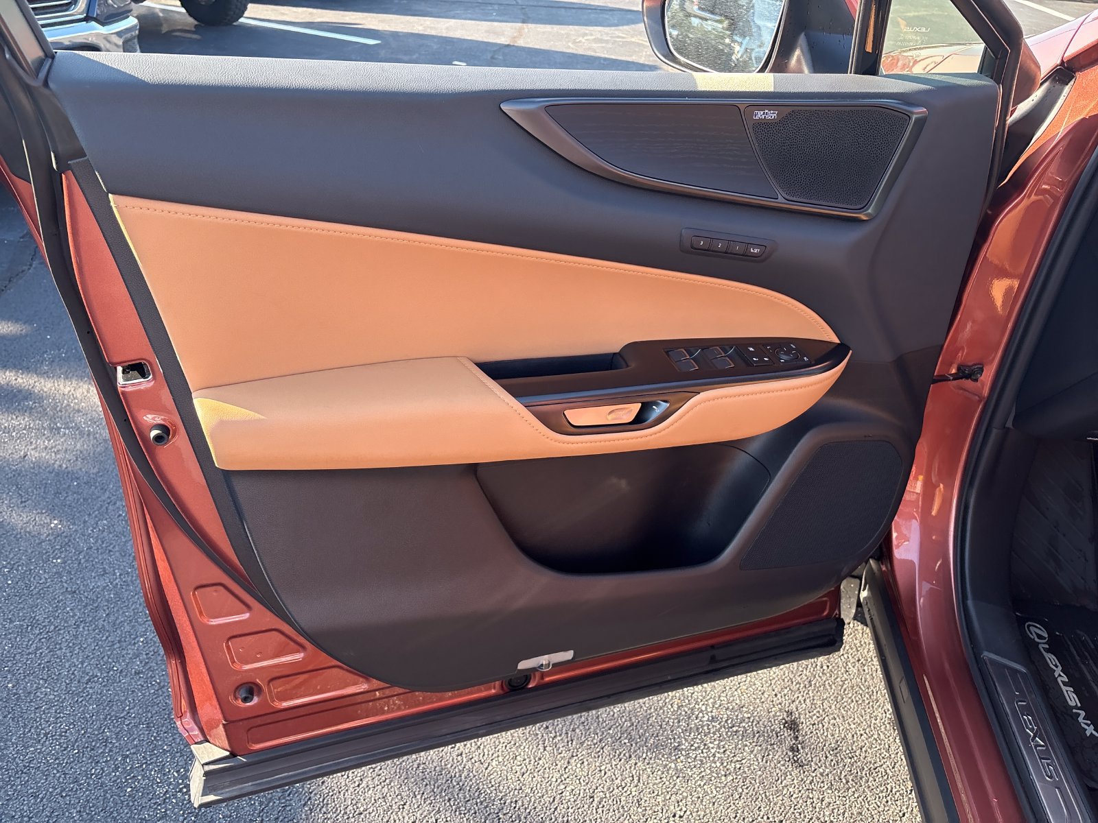 Used 2025 Lexus NX 450h+ AWD w/ Accessory Package (P5) image 32