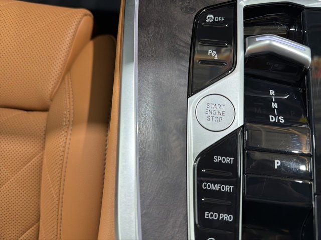 Certified 2024 BMW X7 xDrive40i w/ M Sport Package image 47