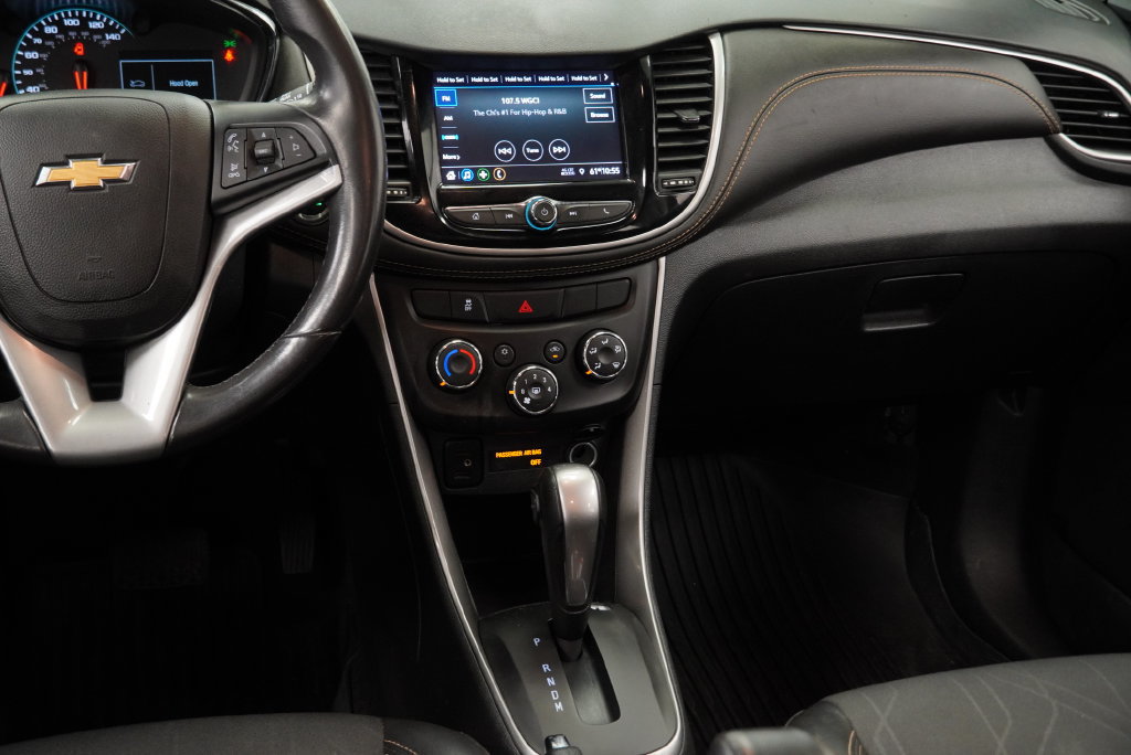 Used 2021 Chevrolet Trax LT w/ Driver Confidence Package AWD/4WD image 22