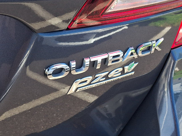 Used 2017 Subaru Outback 2.5i Premium w/ Popular Package #2 AWD/4WD image 5