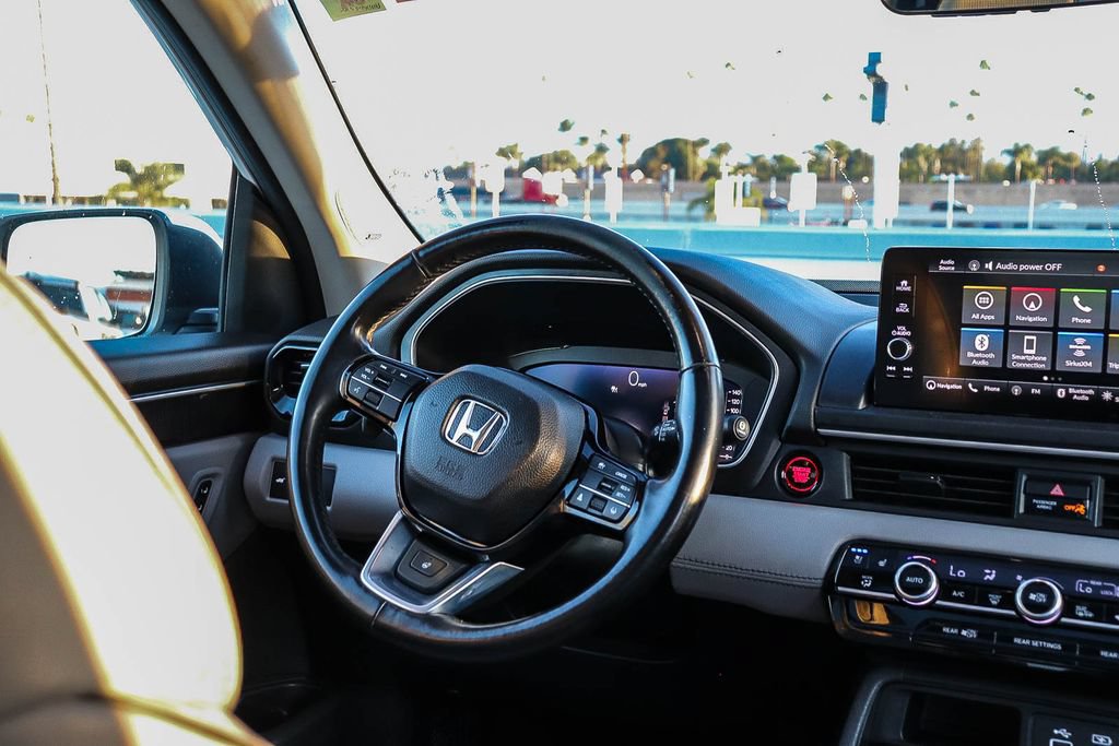 Used 2023 Honda Pilot Elite image 17