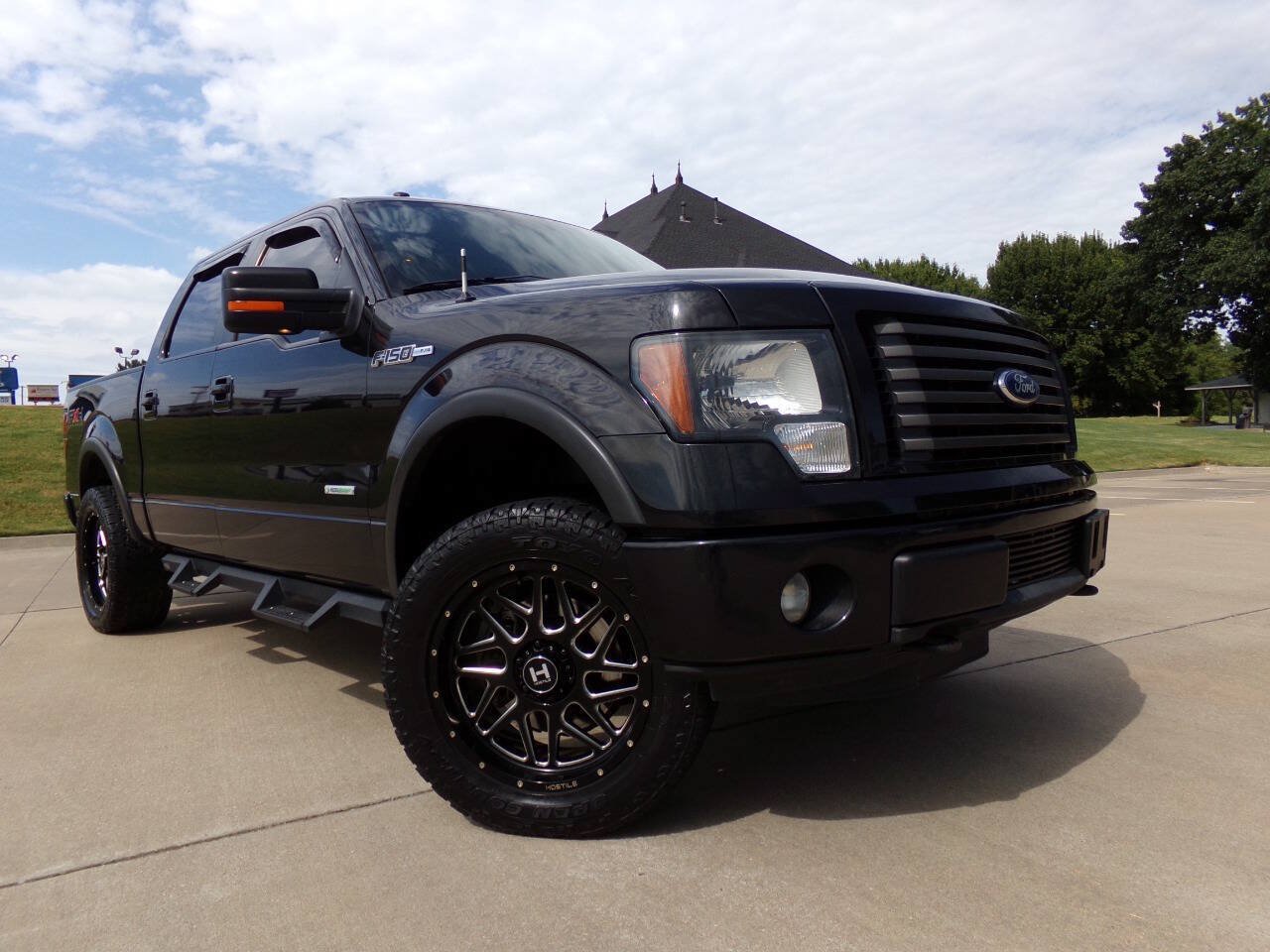 Used 2011 Ford F150 FX4 w/ FX Luxury Pkg AWD/4WD image 2