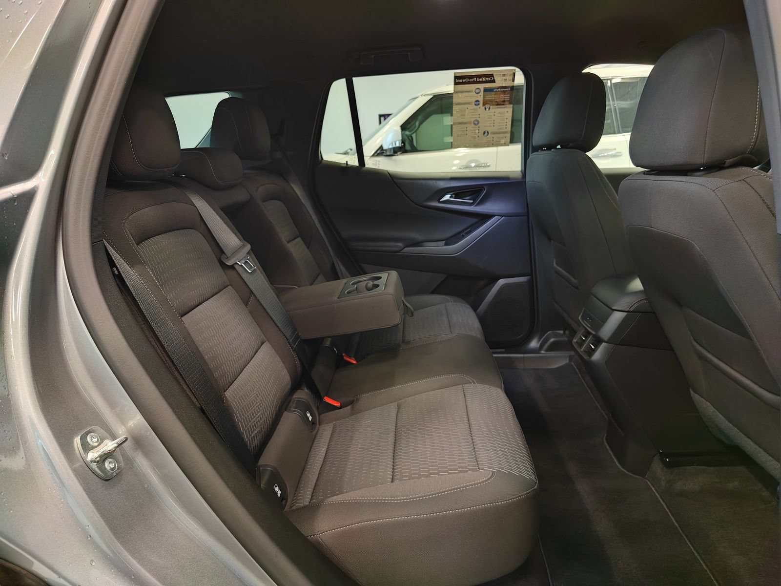 Used 2026 Chevrolet Equinox LT FWD image 15