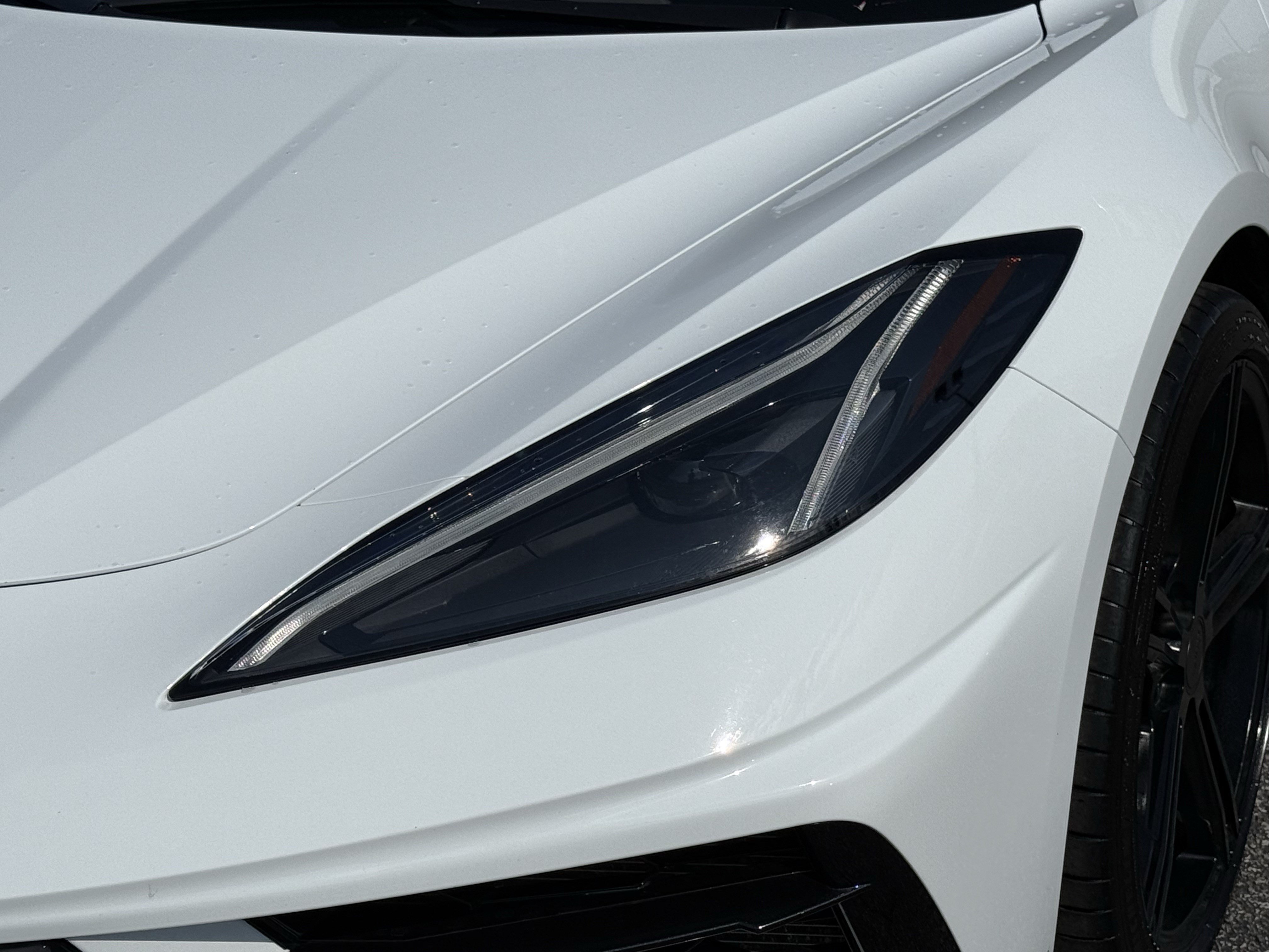 Used 2021 Chevrolet Corvette Stingray Coupe w/ Z51 Performance Package RWD image 6