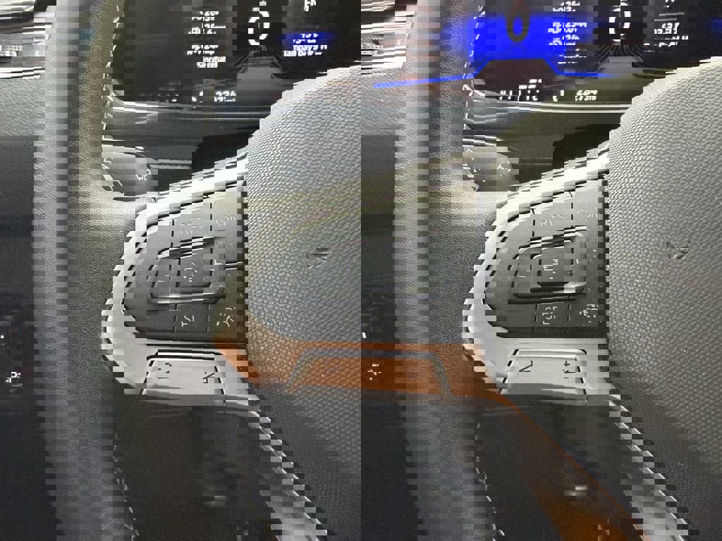 Used 2024 Volkswagen Tiguan S image 31