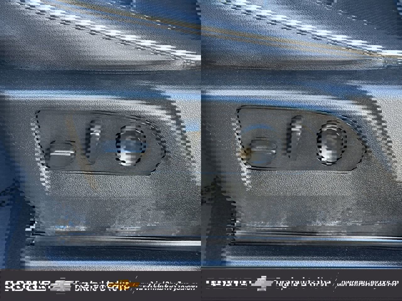 Certified 2023 Chevrolet Suburban Premier image 29