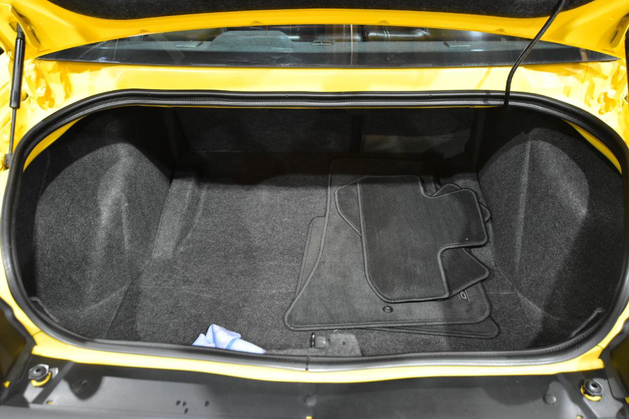 Used 2012 Dodge Challenger R/T image 40