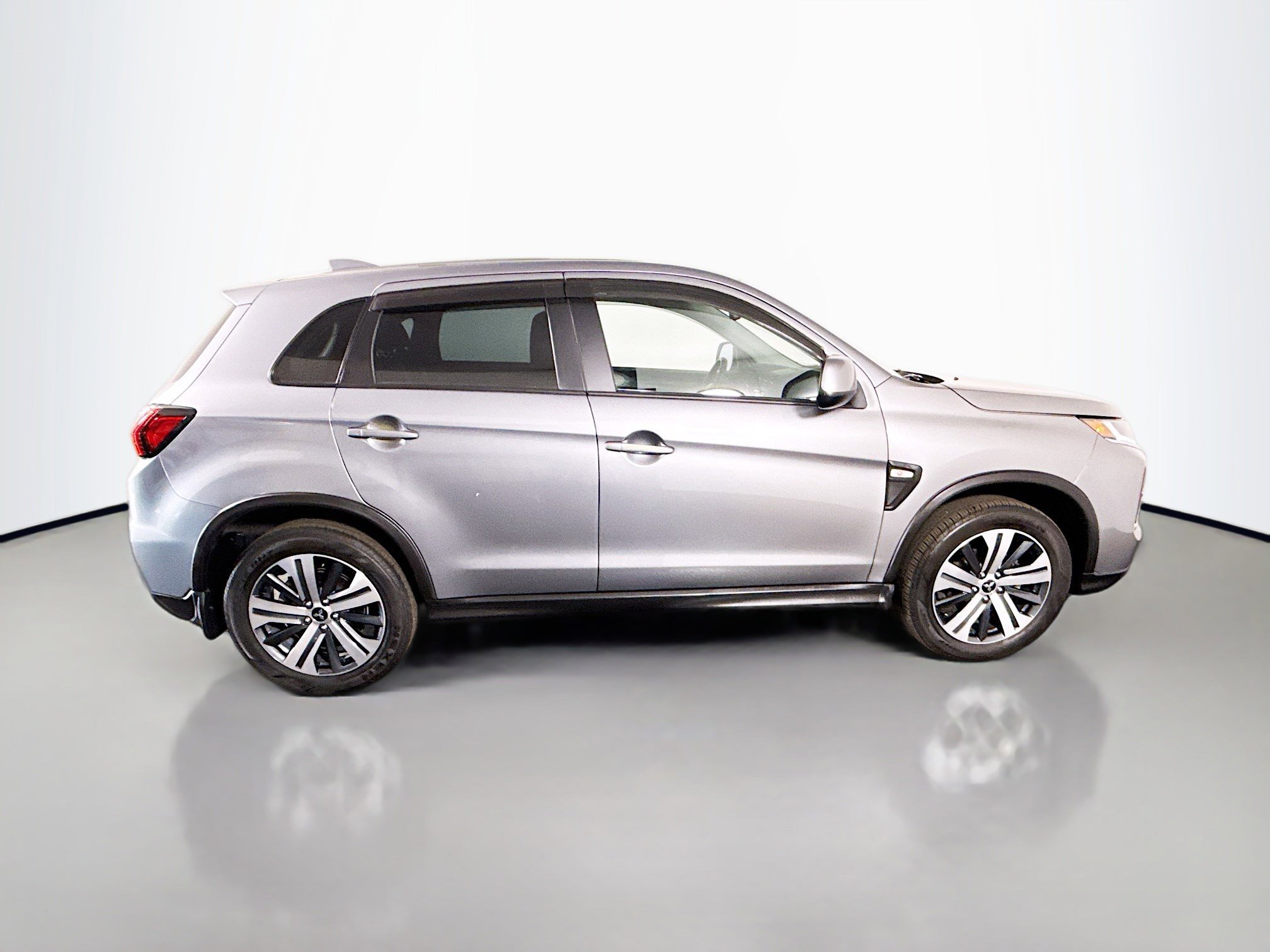 Used 2024 Mitsubishi Outlander Sport ES image 11