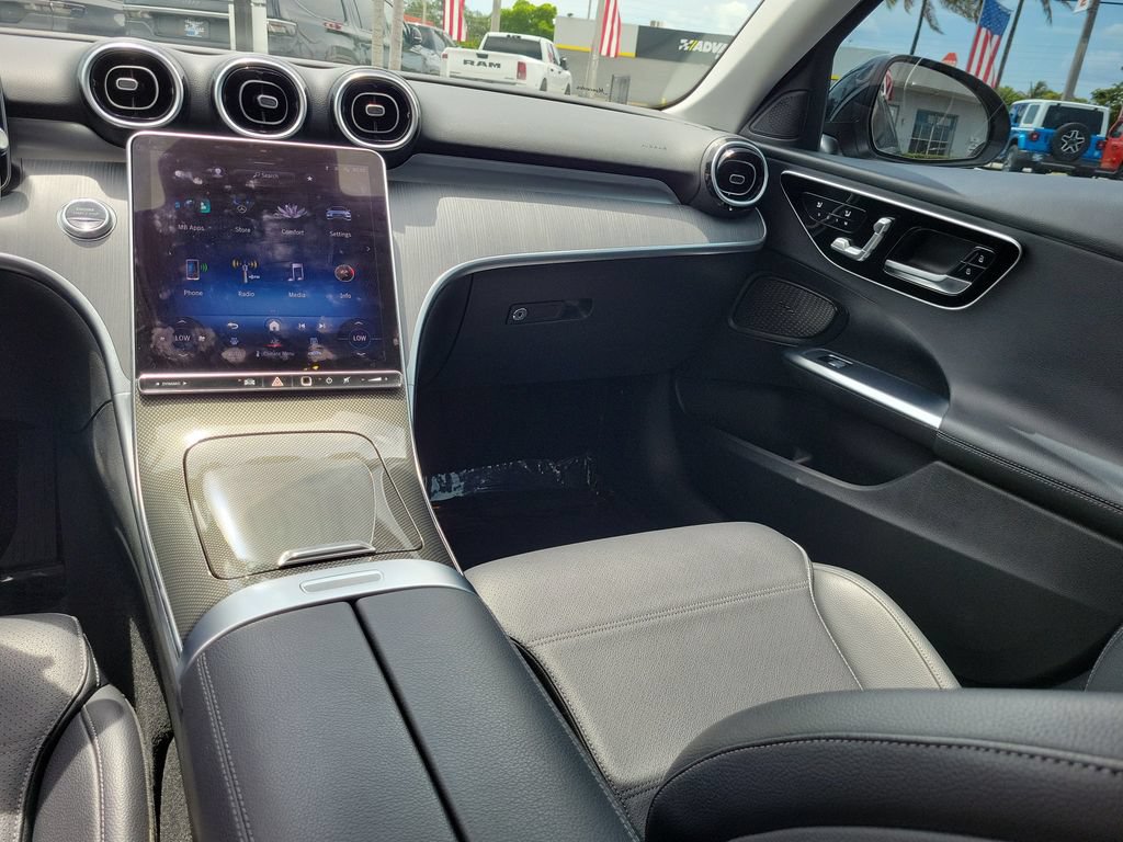 Used 2022 Mercedes-Benz C 300 Sedan image 13