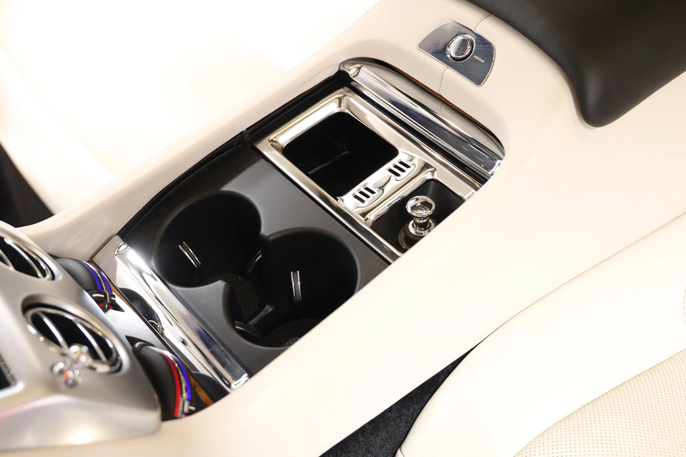Used 2017 Rolls-Royce Wraith RWD image 72