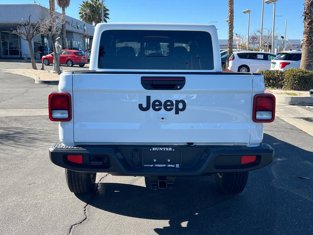 New 2026 Jeep Gladiator Sport AWD/4WD image 5