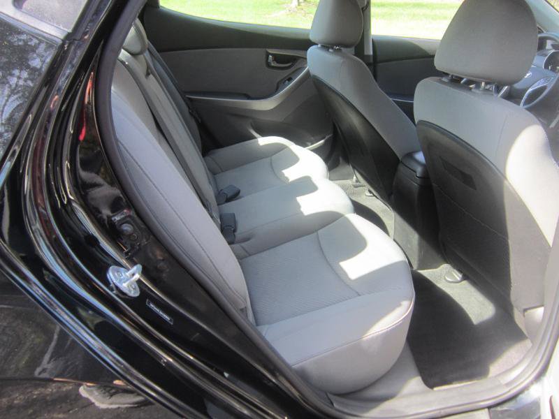 Used 2013 Hyundai Elantra GLS w/ Preferred Pkg image 13