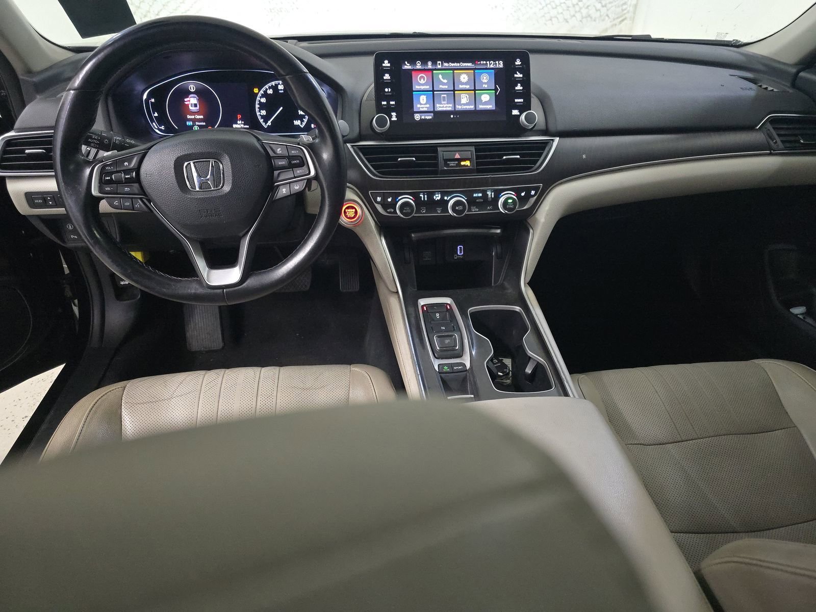 Used 2018 Honda Accord Touring image 11