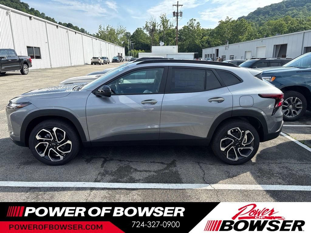 New 2026 Chevrolet Trax RS w/ Driver Confidence Package FWD image 2