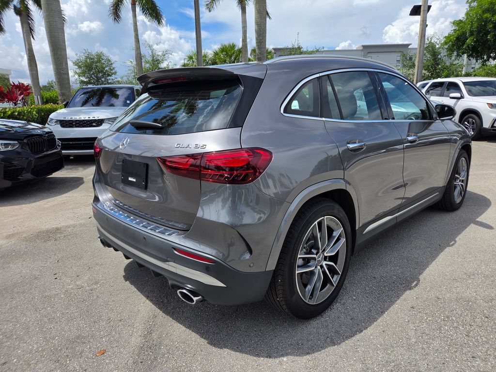 Used 2025 Mercedes-Benz GLA 35 AMG 4MATIC w/ Exclusive Trim Package image 9
