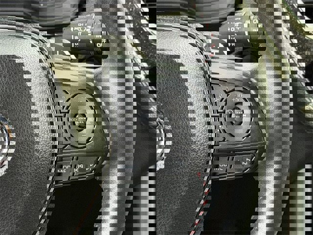 Used 2024 Toyota Corolla Cross SE image 14