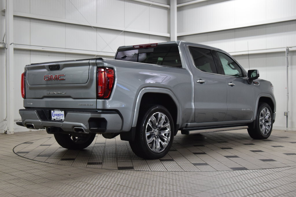 Used 2024 GMC Sierra 1500 Denali AWD/4WD image 8