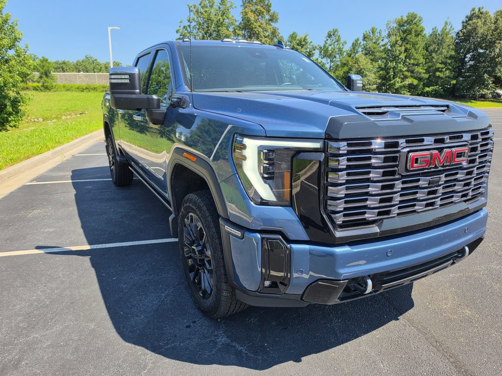 Used 2026 GMC Sierra 2500 Denali Ultimate AWD/4WD image 6