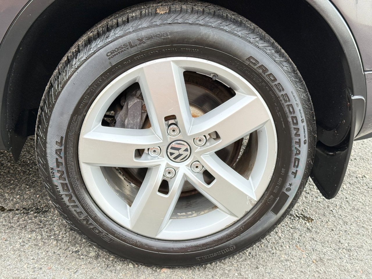 Used 2012 Volkswagen Touareg VR6 image 85