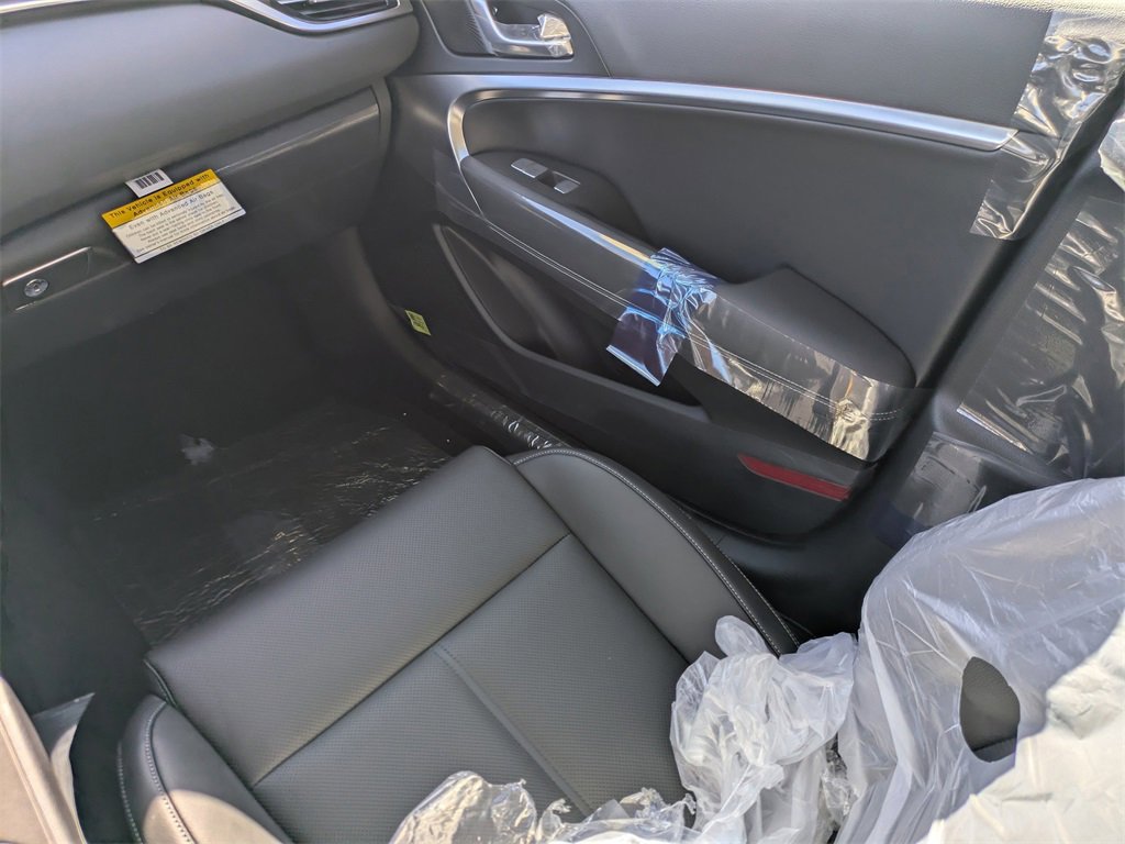 New 2026 Genesis G70 2.5T image 16