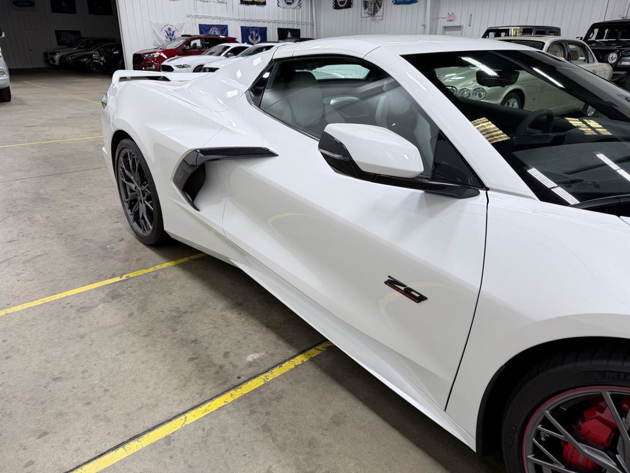 Used 2023 Chevrolet Corvette Stingray Premium Conv w/ Z51 Performance Package RWD image 22