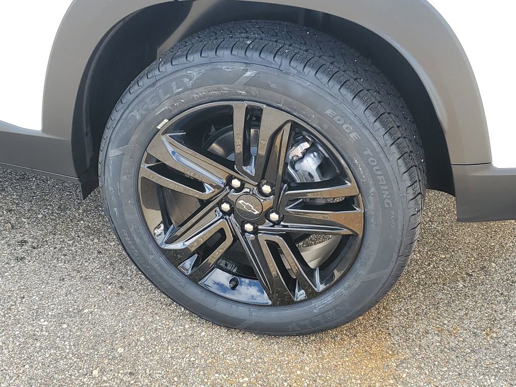 Certified 2024 Chevrolet Trax ACTIV w/ Sunroof Package FWD image 34