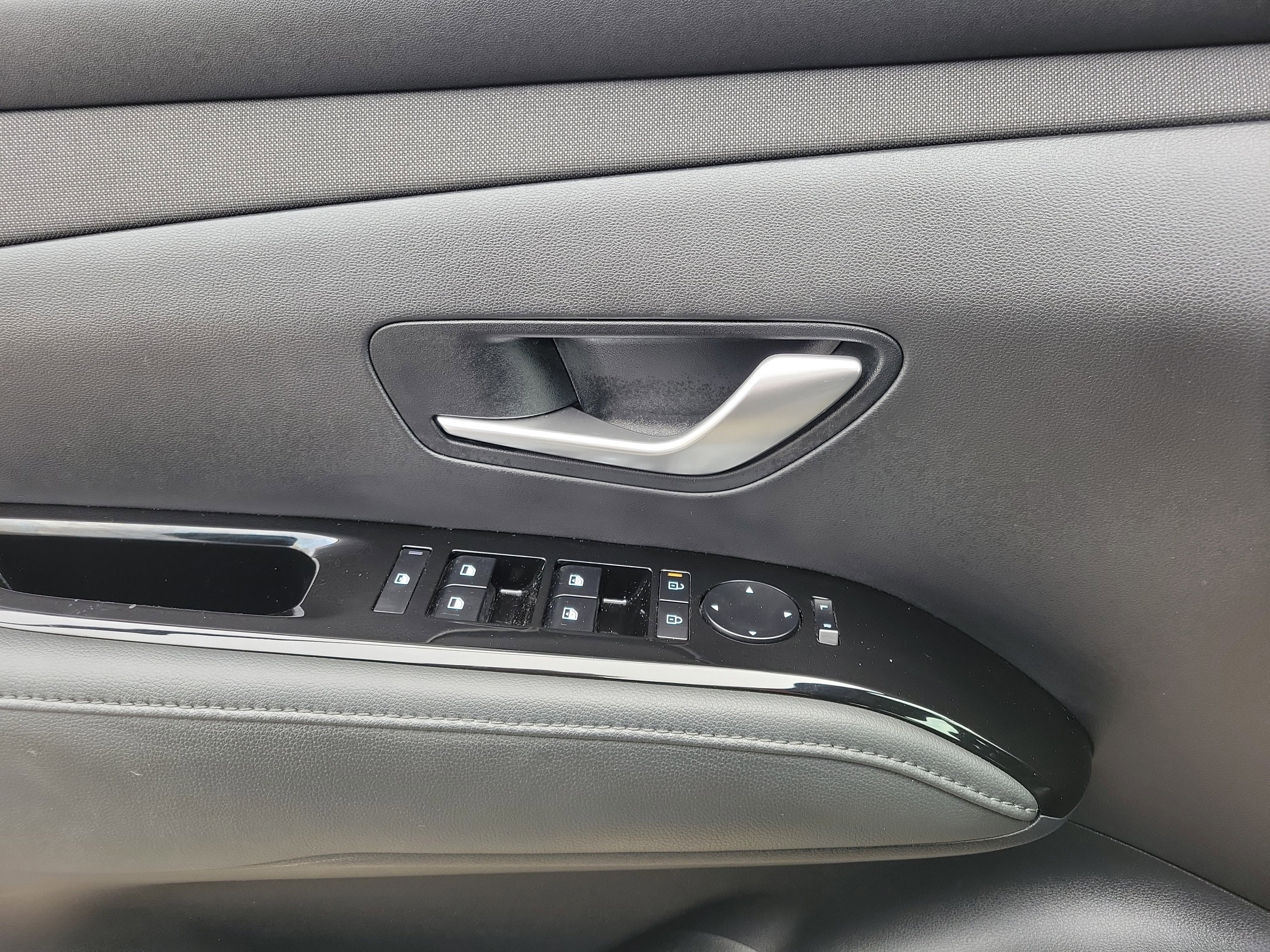 Used 2025 Hyundai Santa Cruz XRT image 17