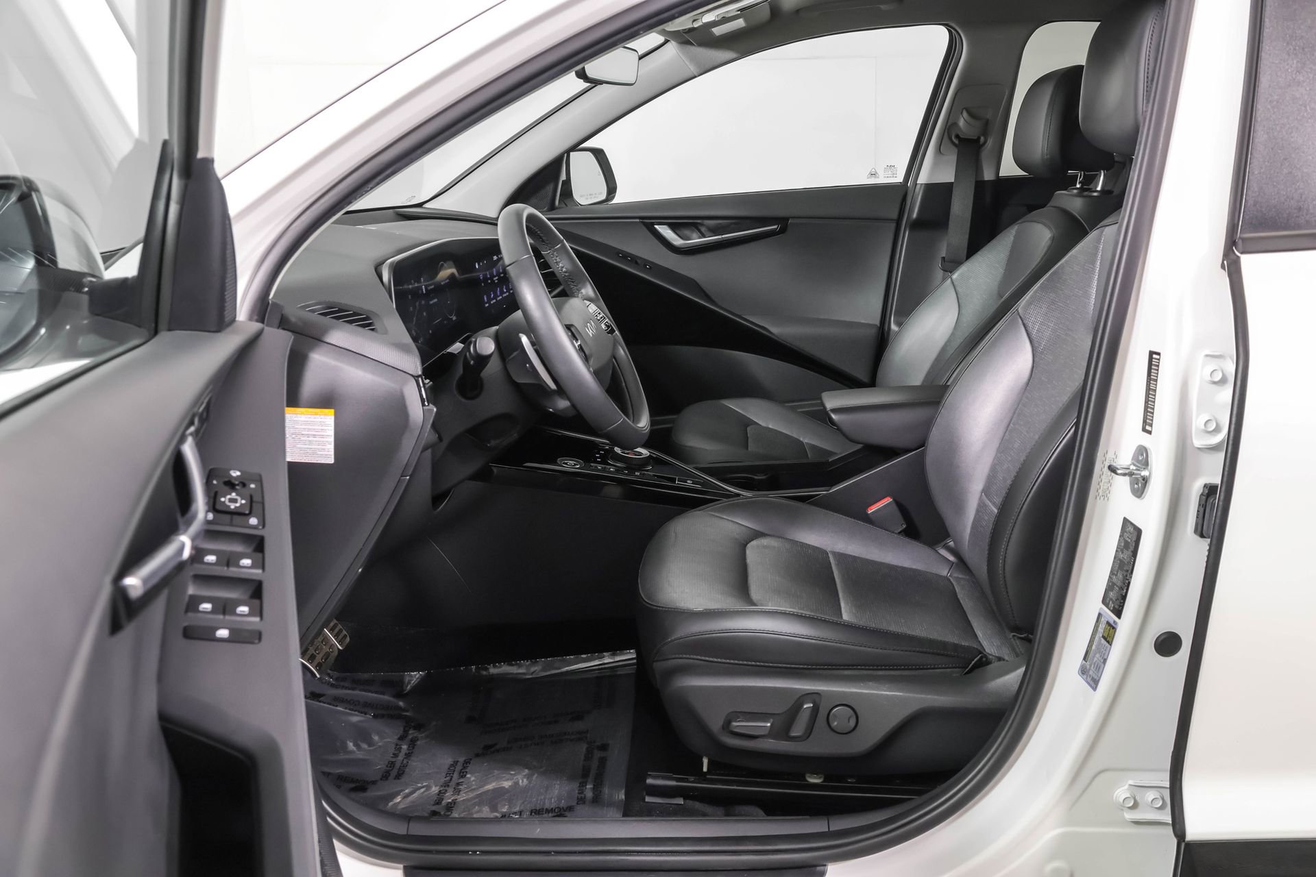 Used 2023 Kia Niro Wave w/ Wave Preserve Package image 7