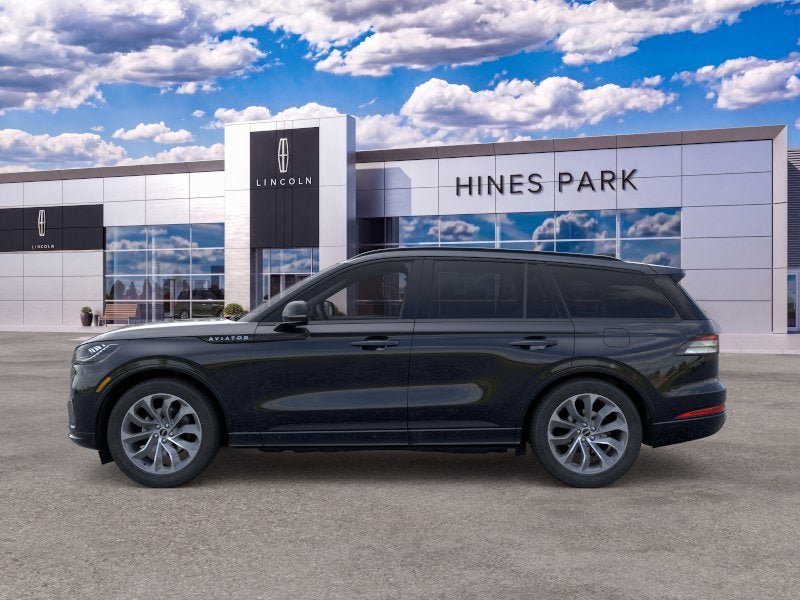 New 2026 Lincoln Aviator AWD image 3
