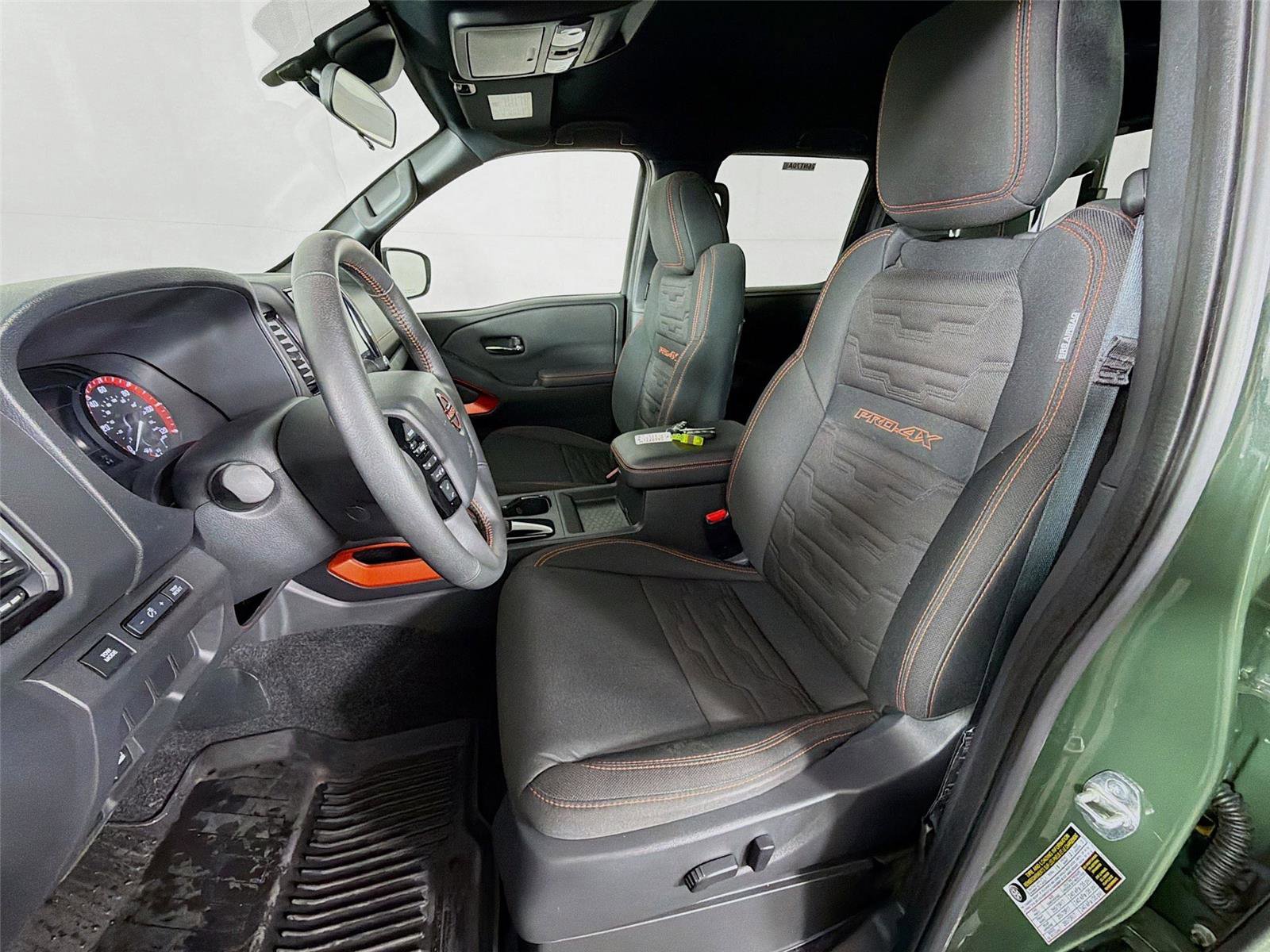 Used 2024 Nissan Frontier PRO-4X w/ Off-Road Protection Package image 11