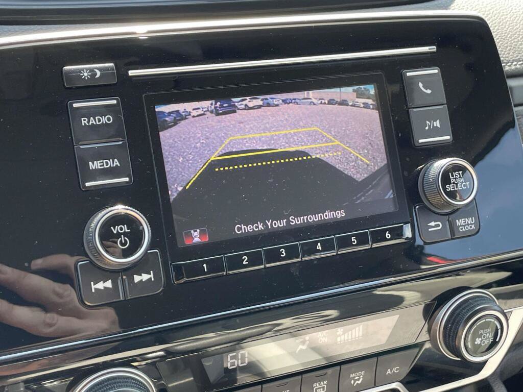 Used 2020 Honda CR-V LX image 21