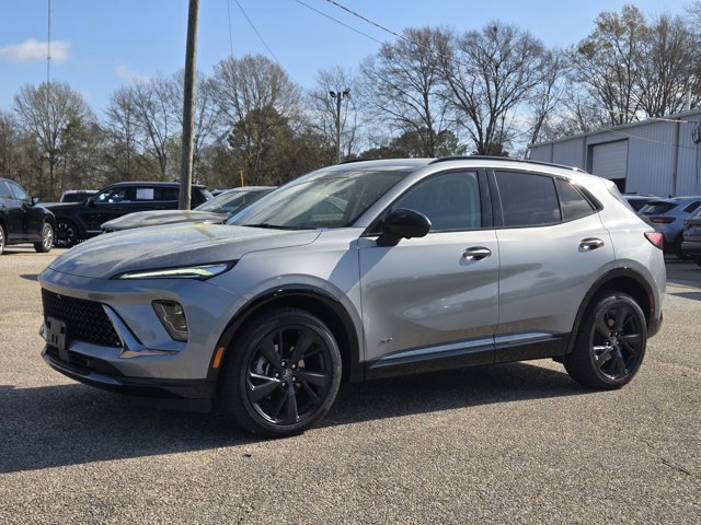 Used 2024 Buick Envision Sport Touring image 1