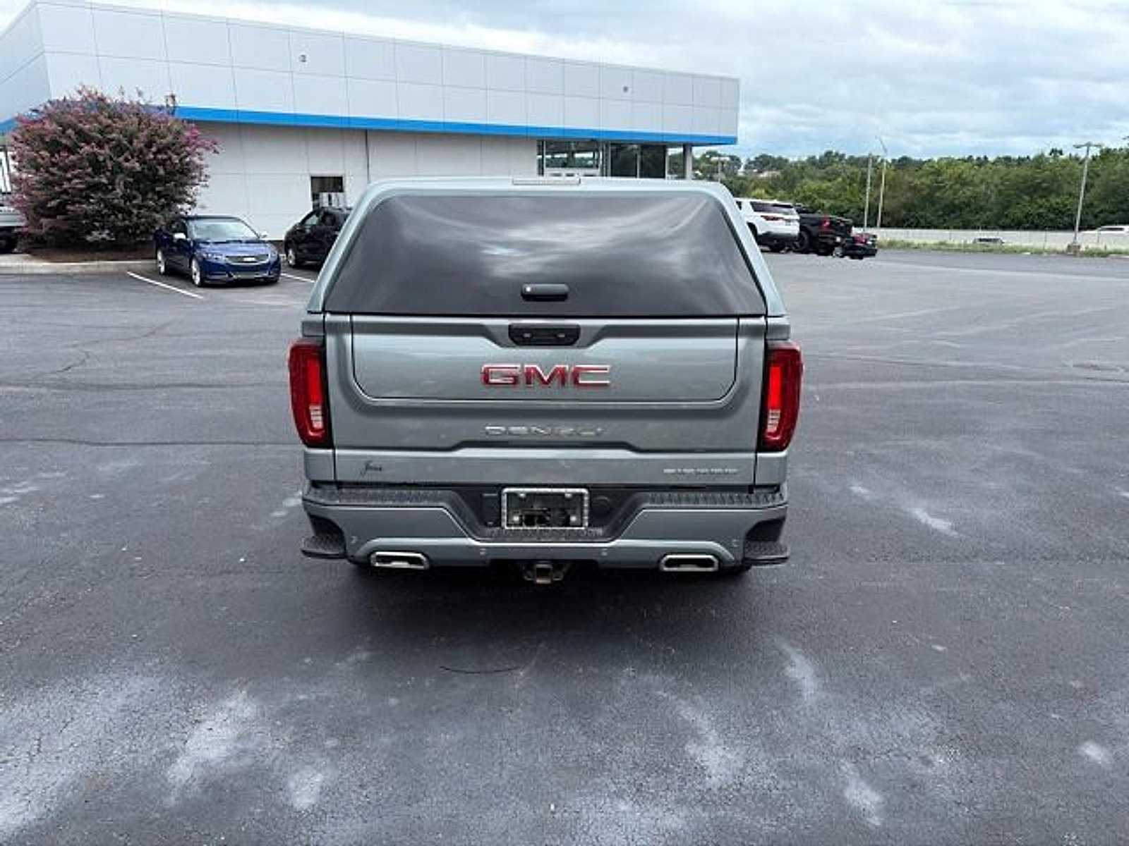 Used 2023 GMC Sierra 1500 Denali AWD/4WD image 7