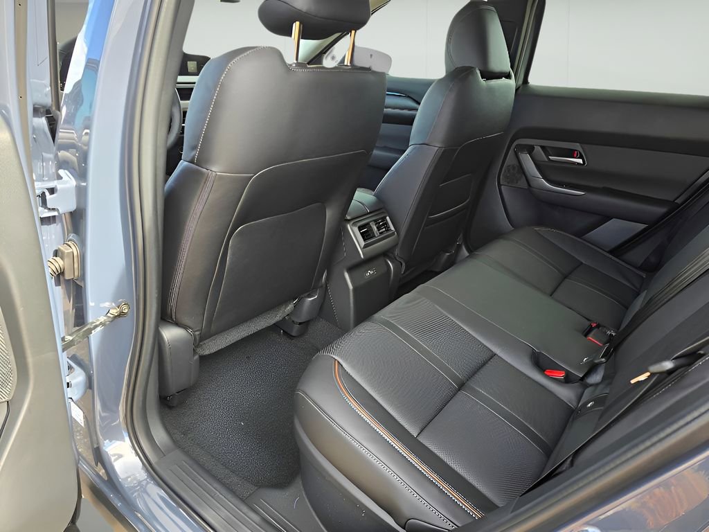 Used 2026 MAZDA CX-50 AWD 2.5 Hybrid w/ Weather Package image 15