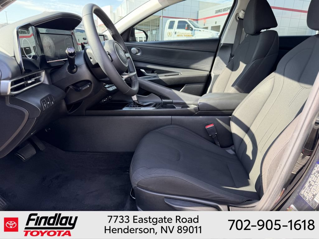 Used 2021 Hyundai Elantra SEL w/ Convenience Package FWD image 6