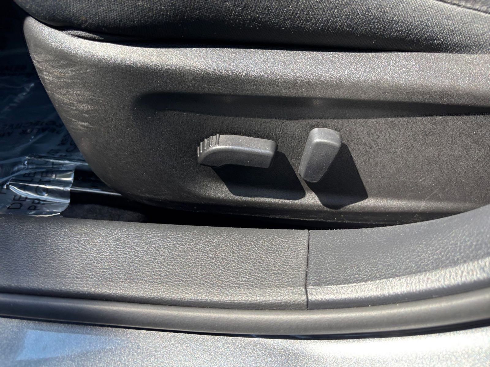 Used 2025 Nissan Altima 2.5 SV FWD image 23