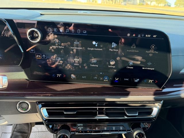 Used 2025 Chevrolet Traverse Z71 w/ Driver Confidence Package image 25