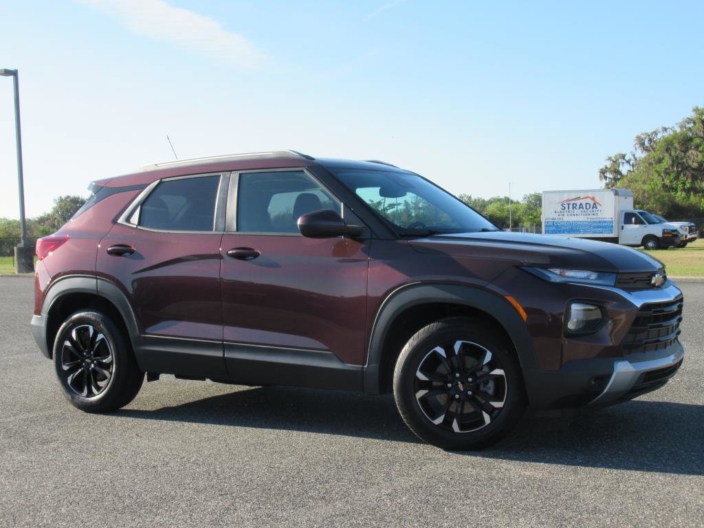 Used 2022 Chevrolet TrailBlazer LT w/ Convenience Package image 2