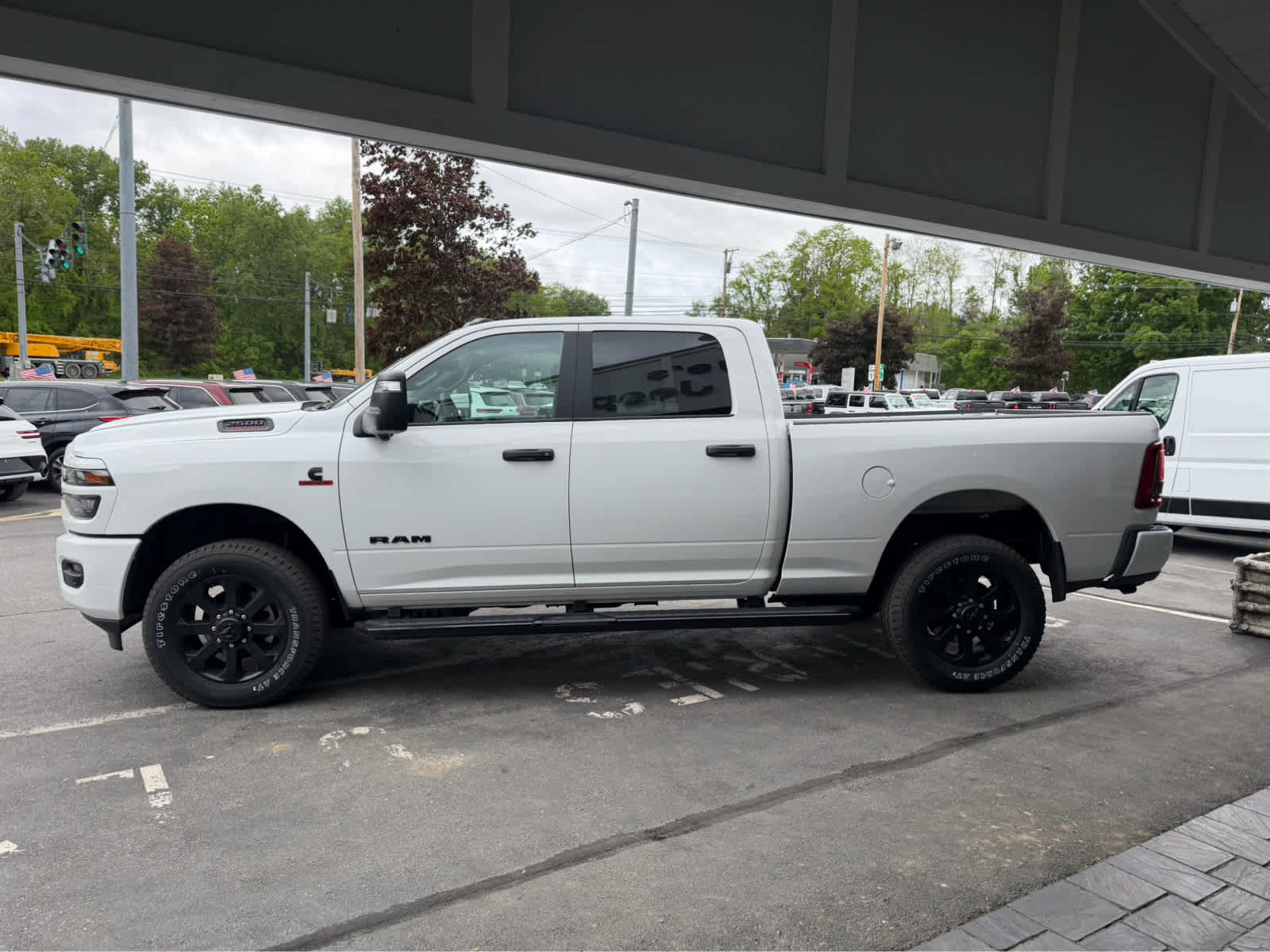 New 2026 RAM 2500 Big Horn AWD/4WD image 3