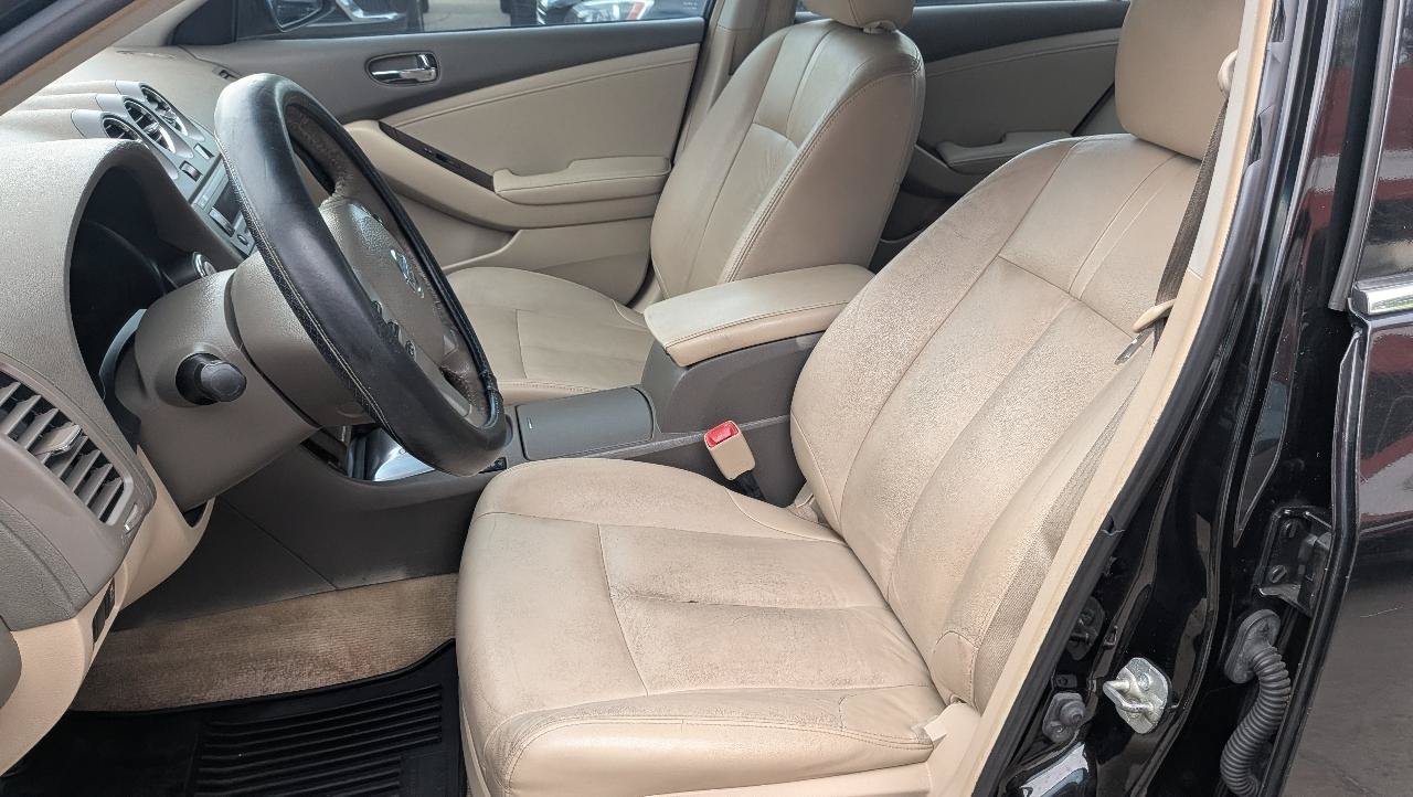 Used 2011 Nissan Altima 2.5 SL w/ 2.5SL Pkg FWD image 9