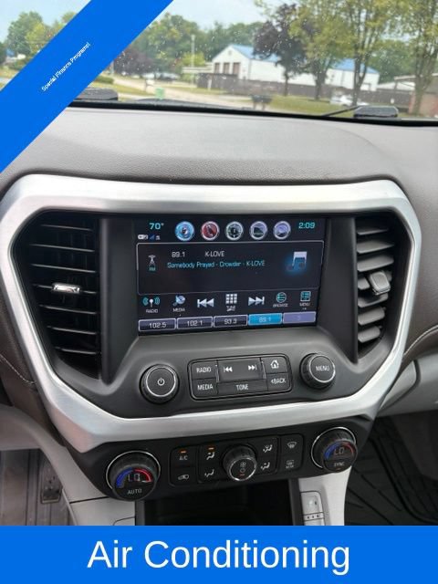 Used 2018 GMC Acadia SLT w/ LPO, Floor Liner Package FWD image 21