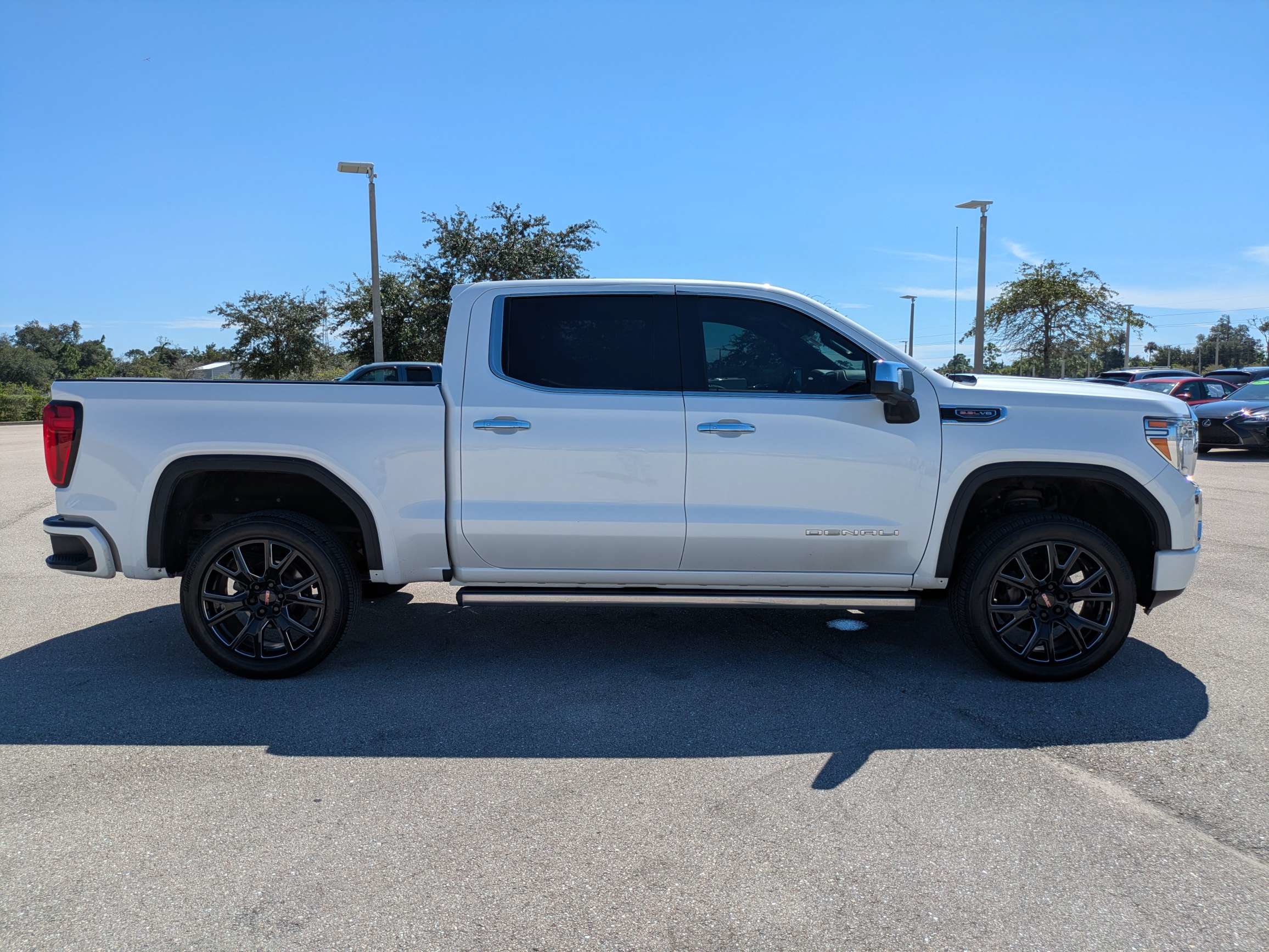 Used 2019 GMC Sierra 1500 Denali AWD/4WD image 4