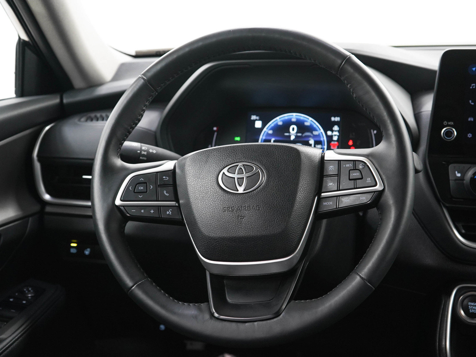 Used 2025 Toyota Grand Highlander AWD image 20