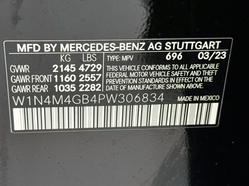 Used 2023 Mercedes-Benz GLB 250 image 34