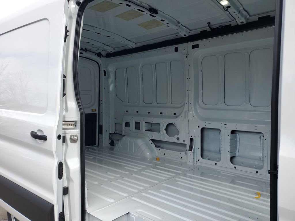 New 2026 Ford Transit 250 148 Medium Roof image 29