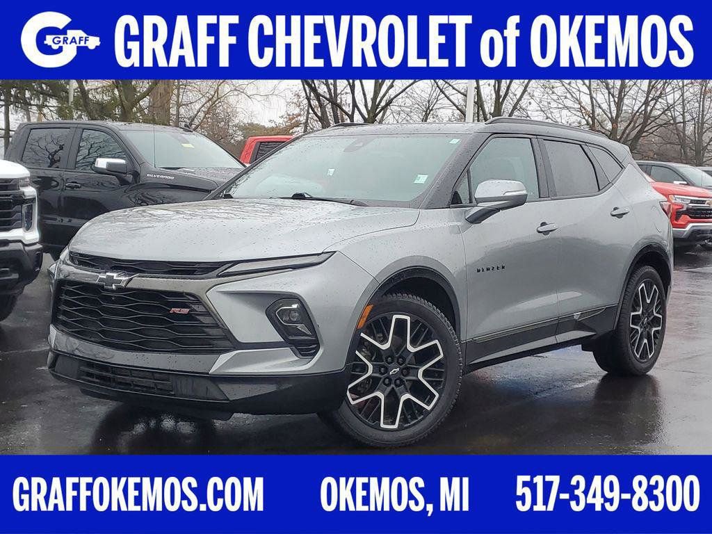 Certified 2023 Chevrolet Blazer RS w/ Driver Confidence II Package image 1