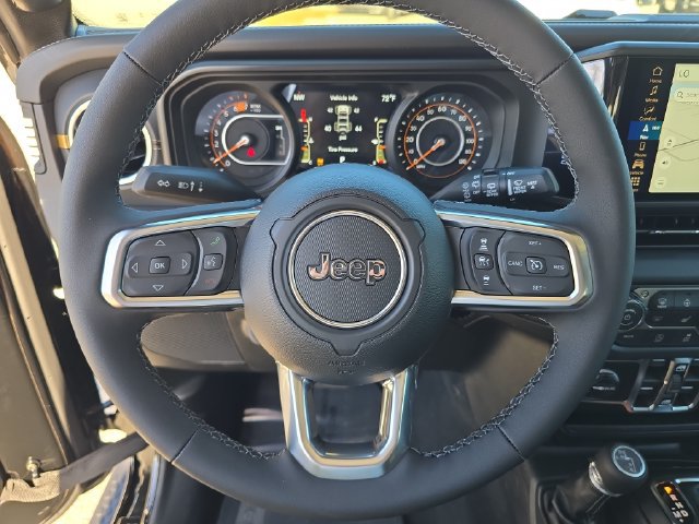 New 2026 Jeep Wrangler Unlimited Sahara AWD/4WD image 25